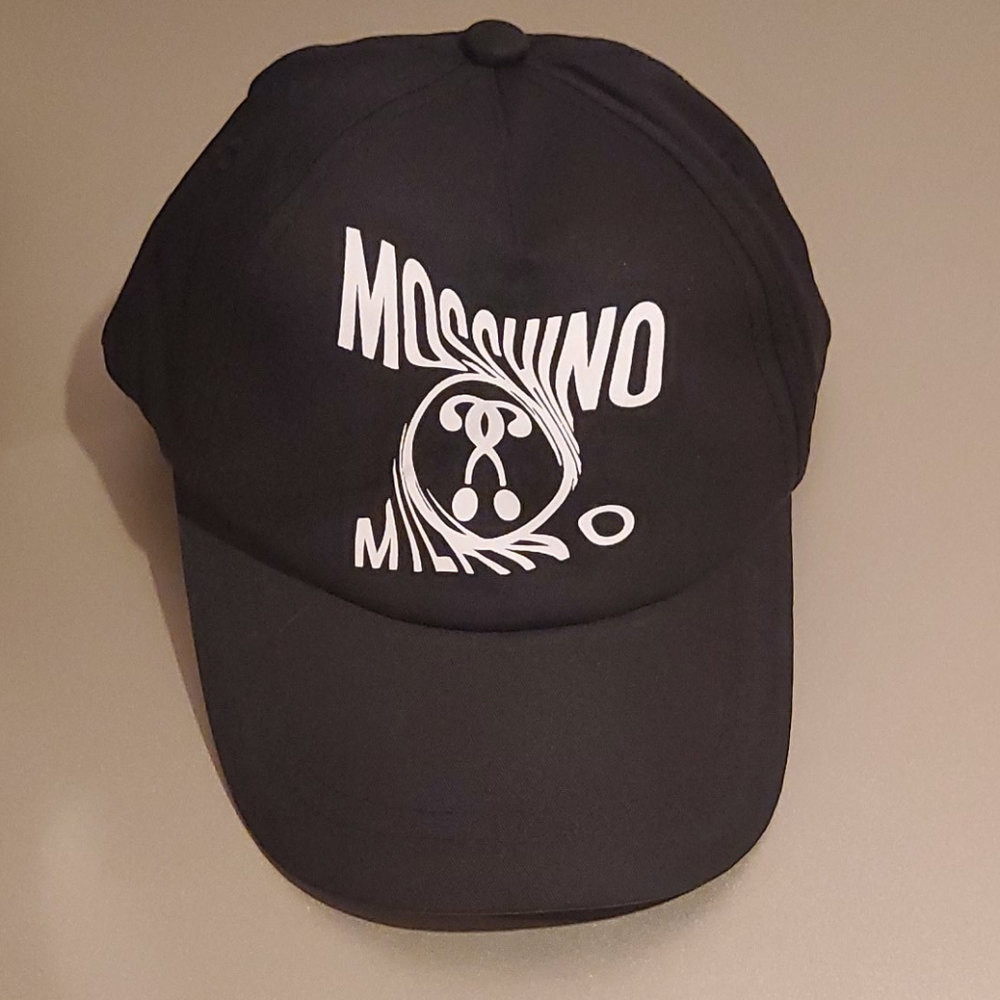 Toddler Moschino cap